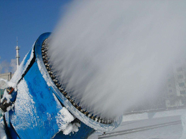 造雪機(jī)